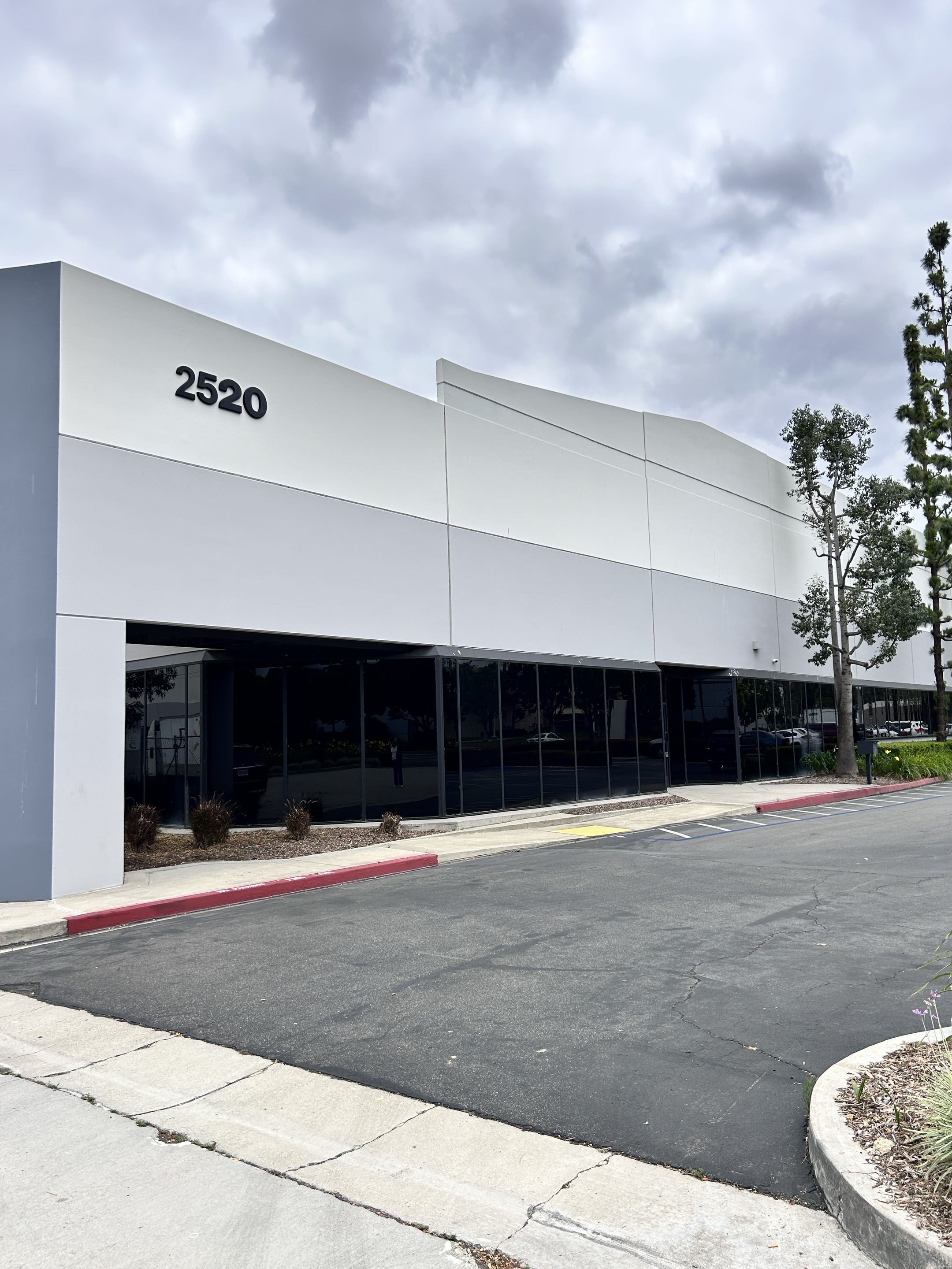 跨境电商必备：如何挑选理想的海外仓？