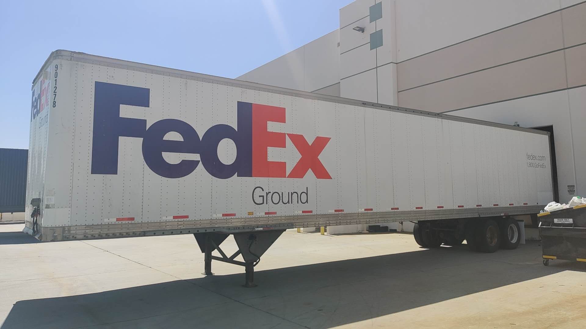 FedEx、UPS双重涨价！跨境物流成本飙升67%，海外仓成卖家“救命稻草”