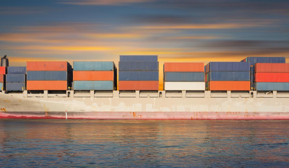 运费飙升！如何利用美国海外仓 “散货拼箱” 策略节省 30% 物流成本？